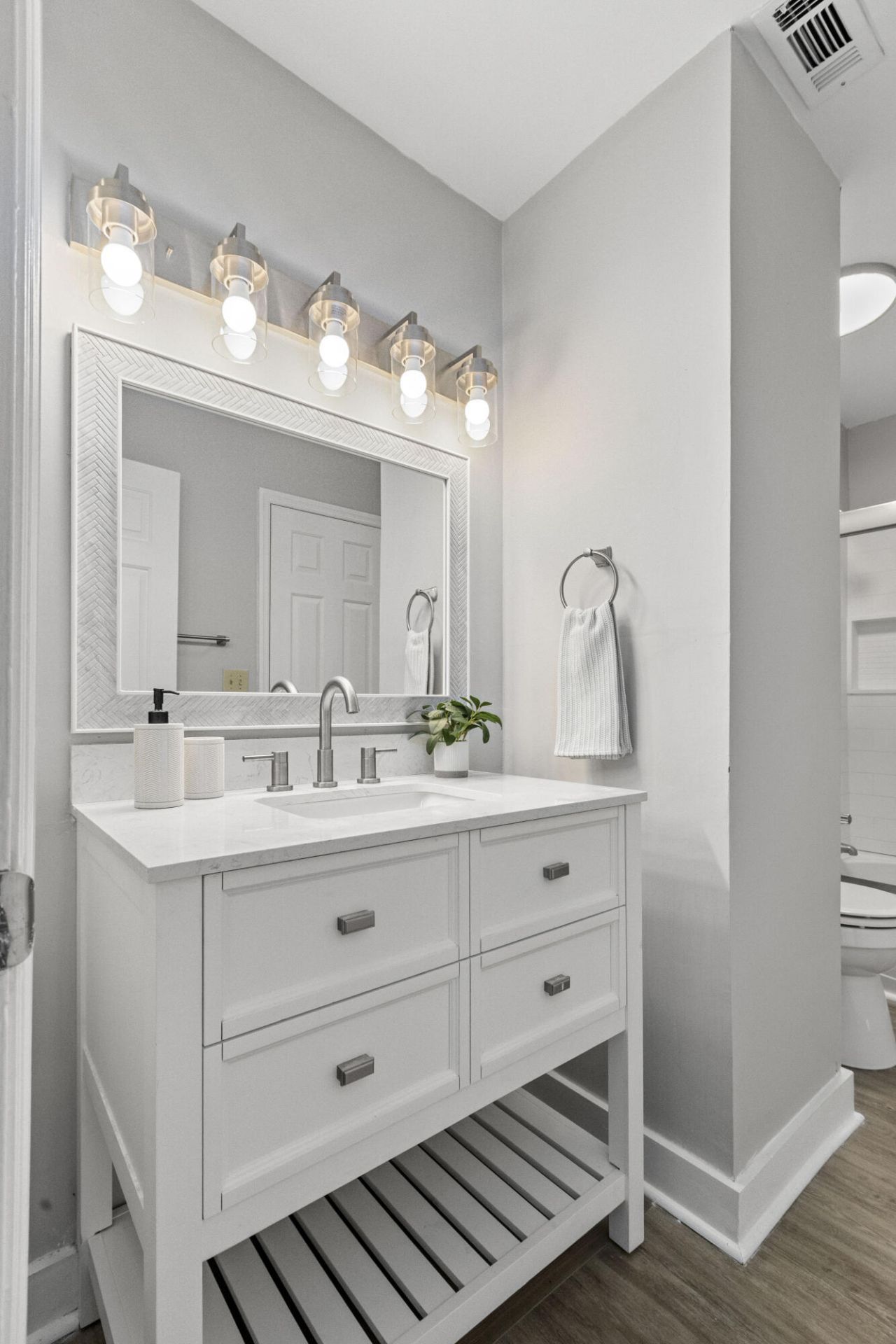 7839 Sandida Court Photo 16