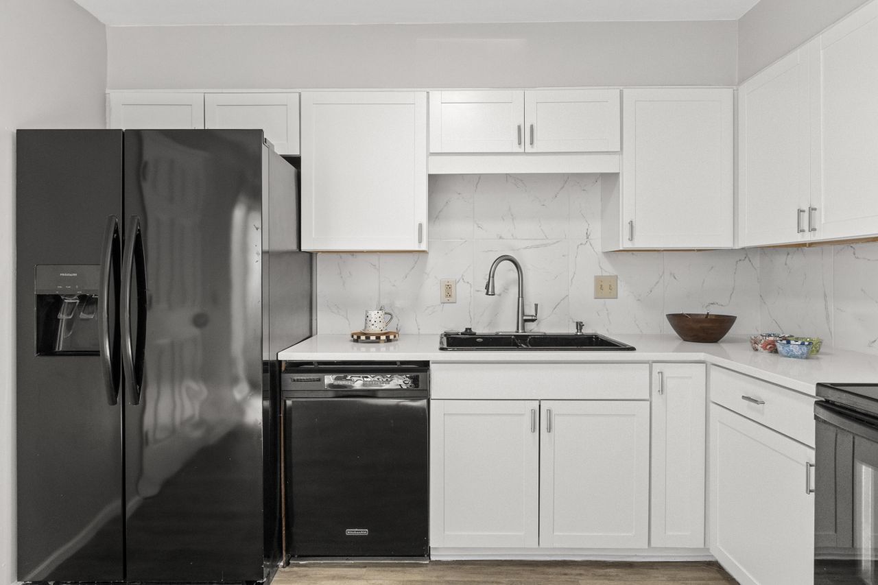 7839 Sandida Court Photo 28