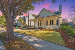 2453 Fulford Court photo 4