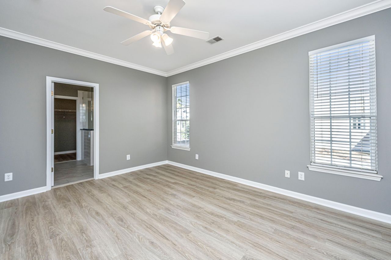 2453 Fulford Court Photo 21