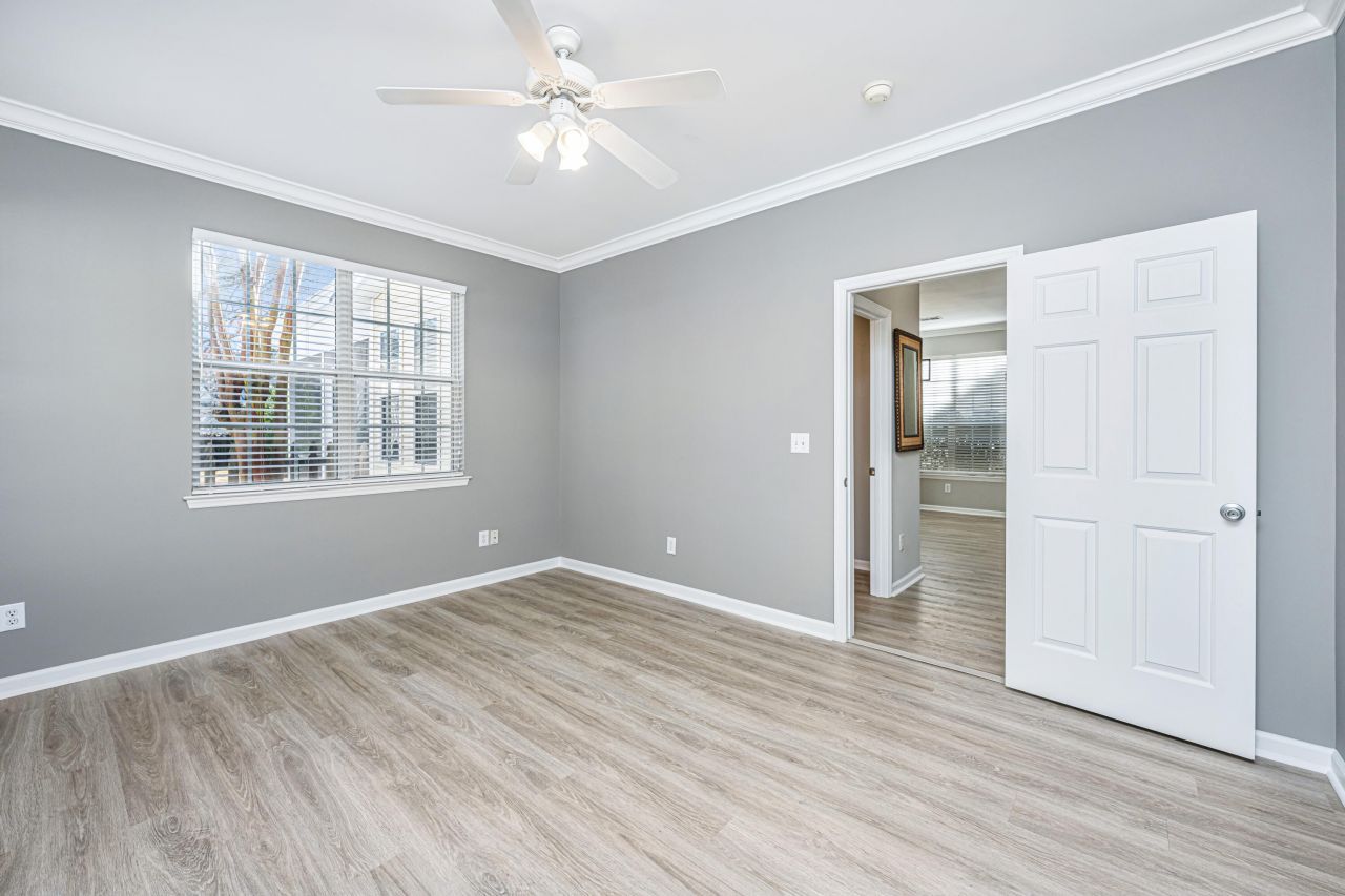 2453 Fulford Court Photo 22