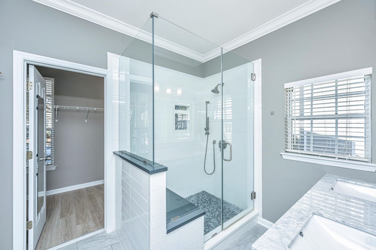 2453 Fulford Court Photo 23