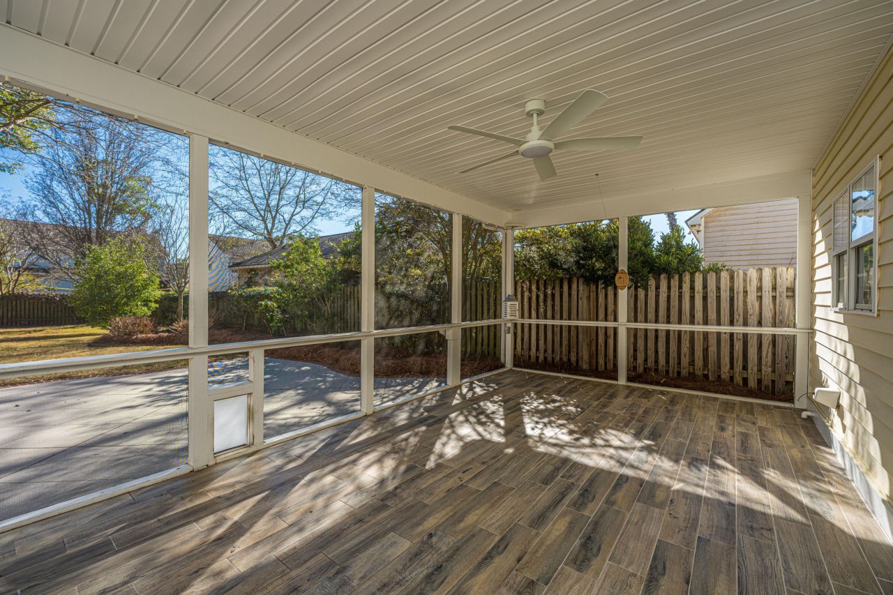 2453 Fulford Court Photo 36