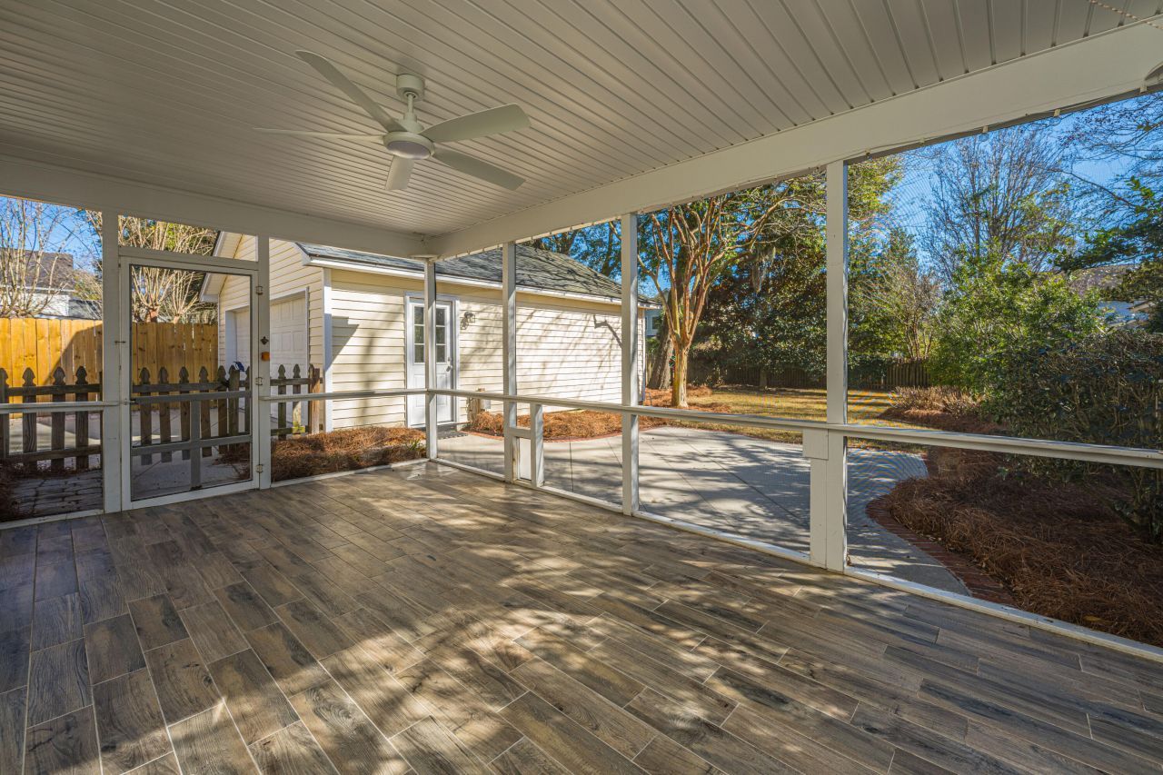 2453 Fulford Court Photo 37