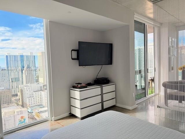 151 SE 1st St, Unit 3010, Miami, FL 33131 Photo