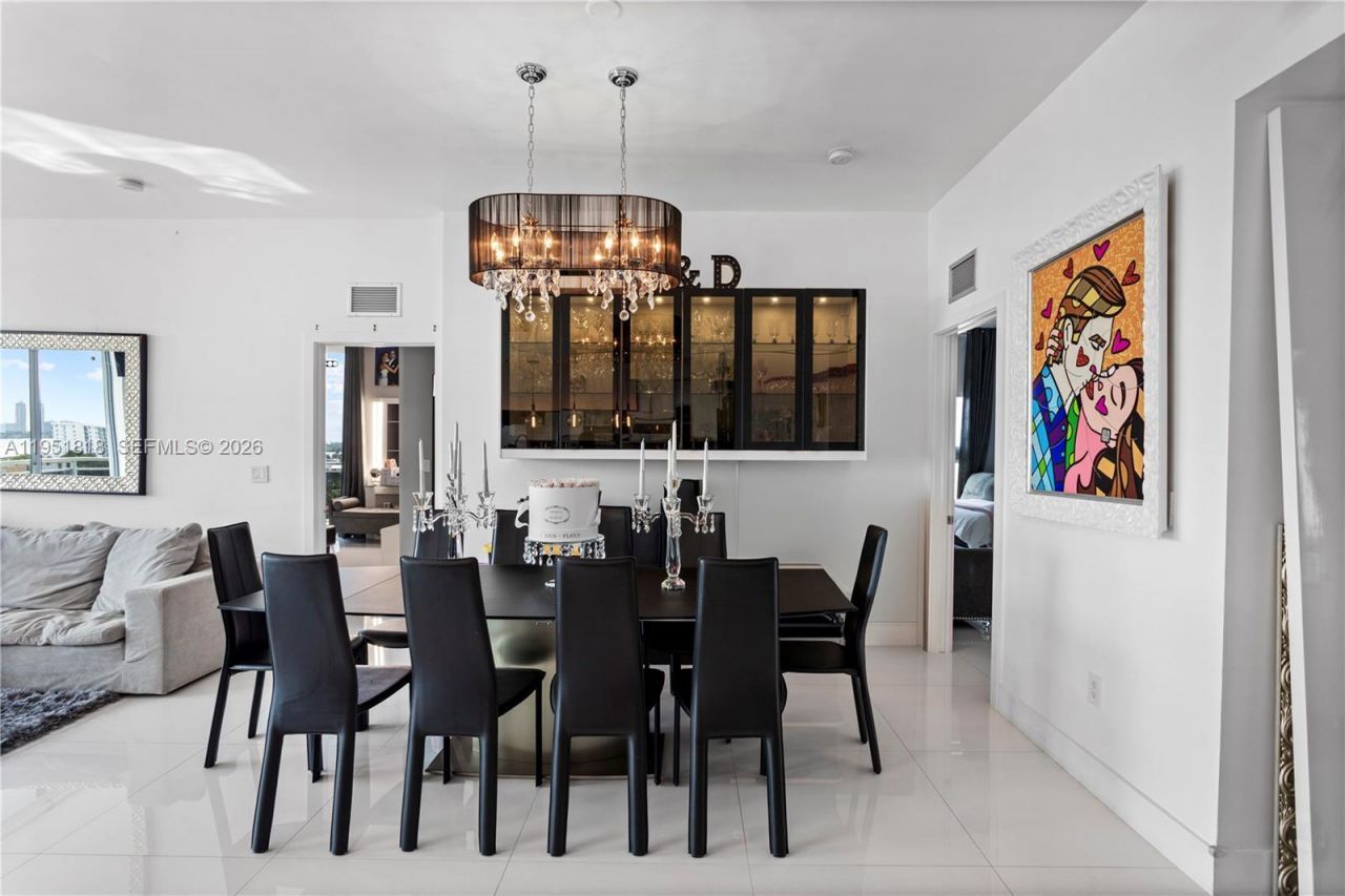 7901 Hispanola Ave, Unit 902, North Bay Village, FL 33141 Photo