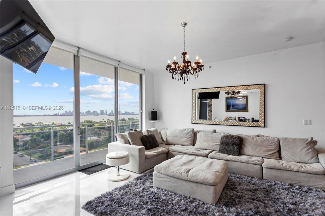 7901 Hispanola Ave, Unit 902, North Bay Village, FL 33141 Photo