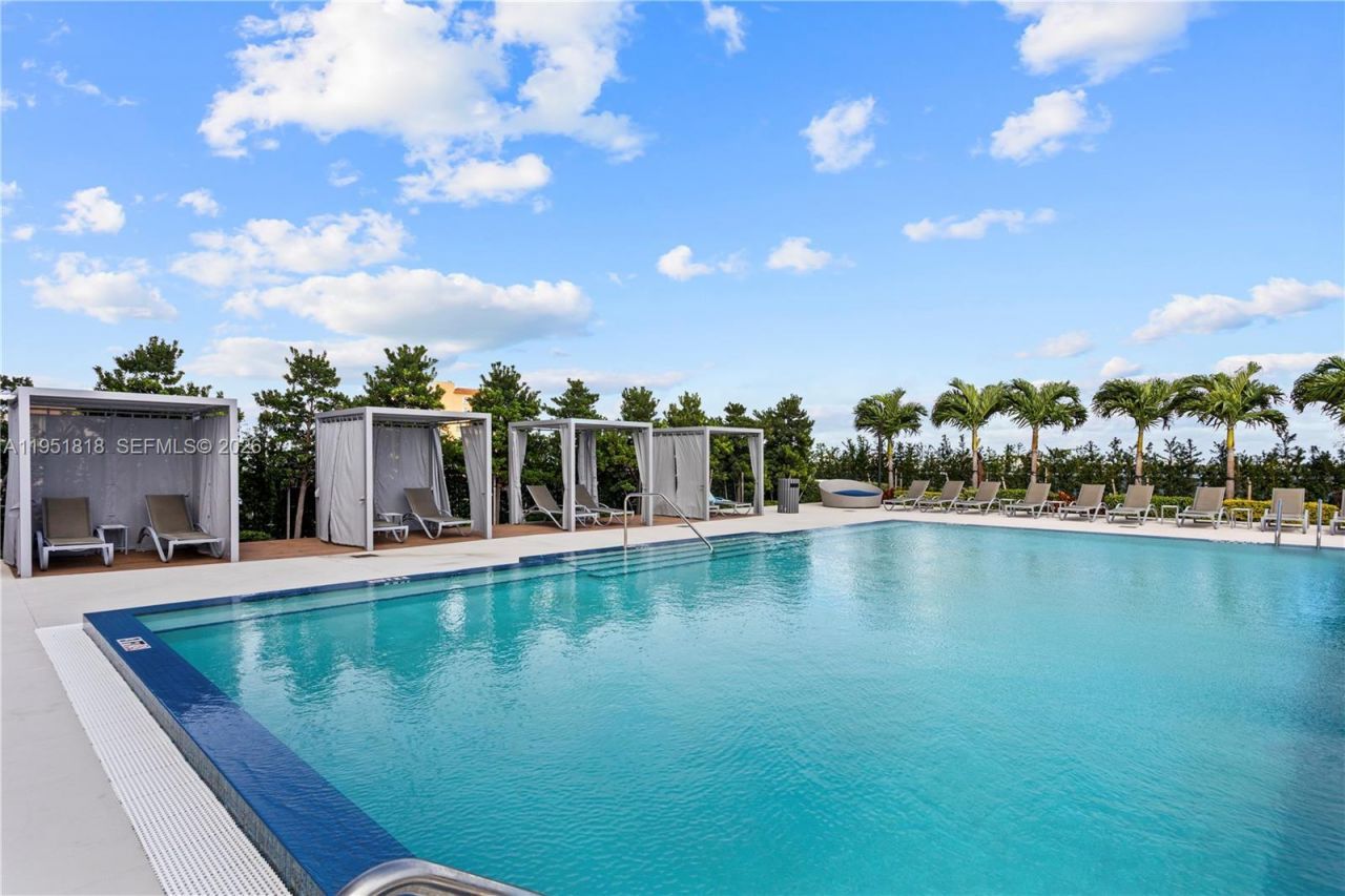 7901 Hispanola Ave, Unit 902, North Bay Village, FL 33141 Photo