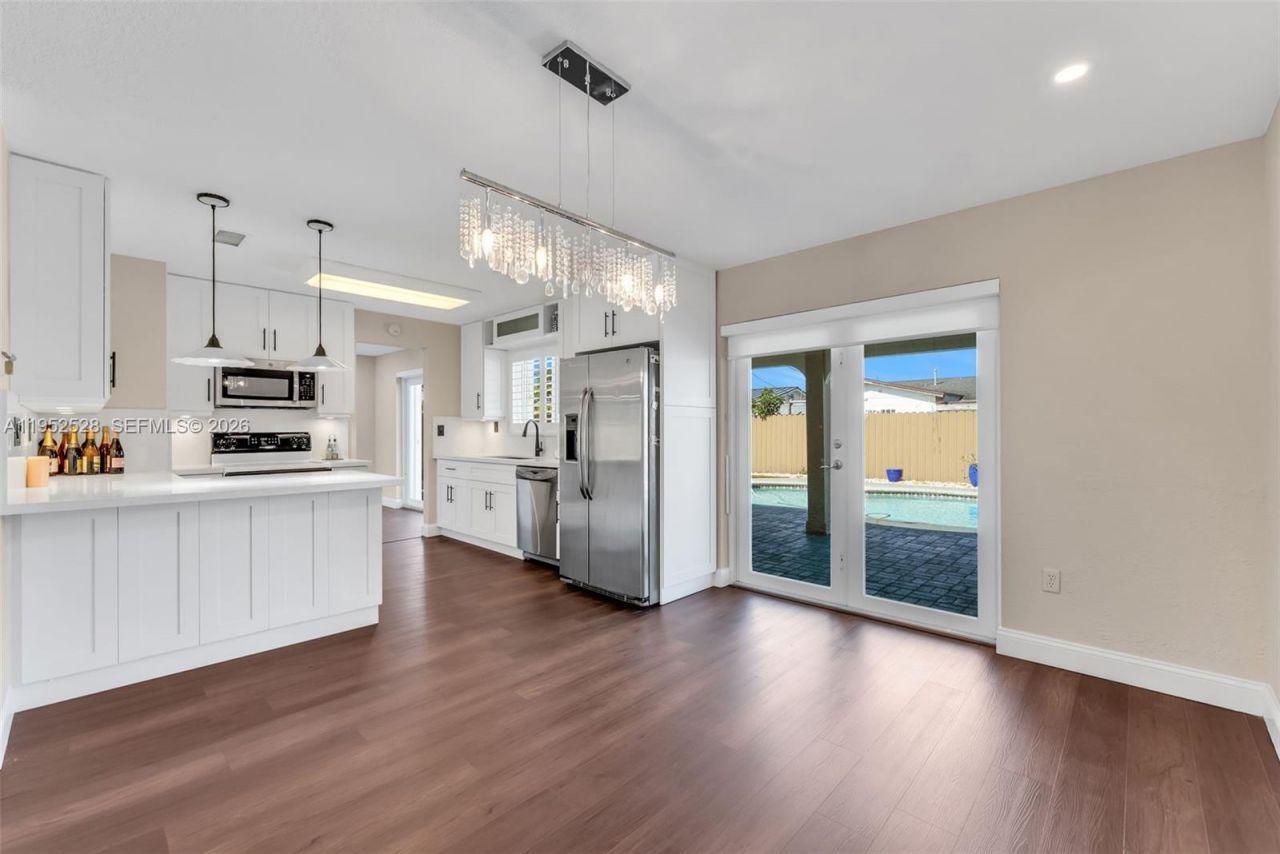 9567 SW 59th Ter, Miami, FL 33173 Photo