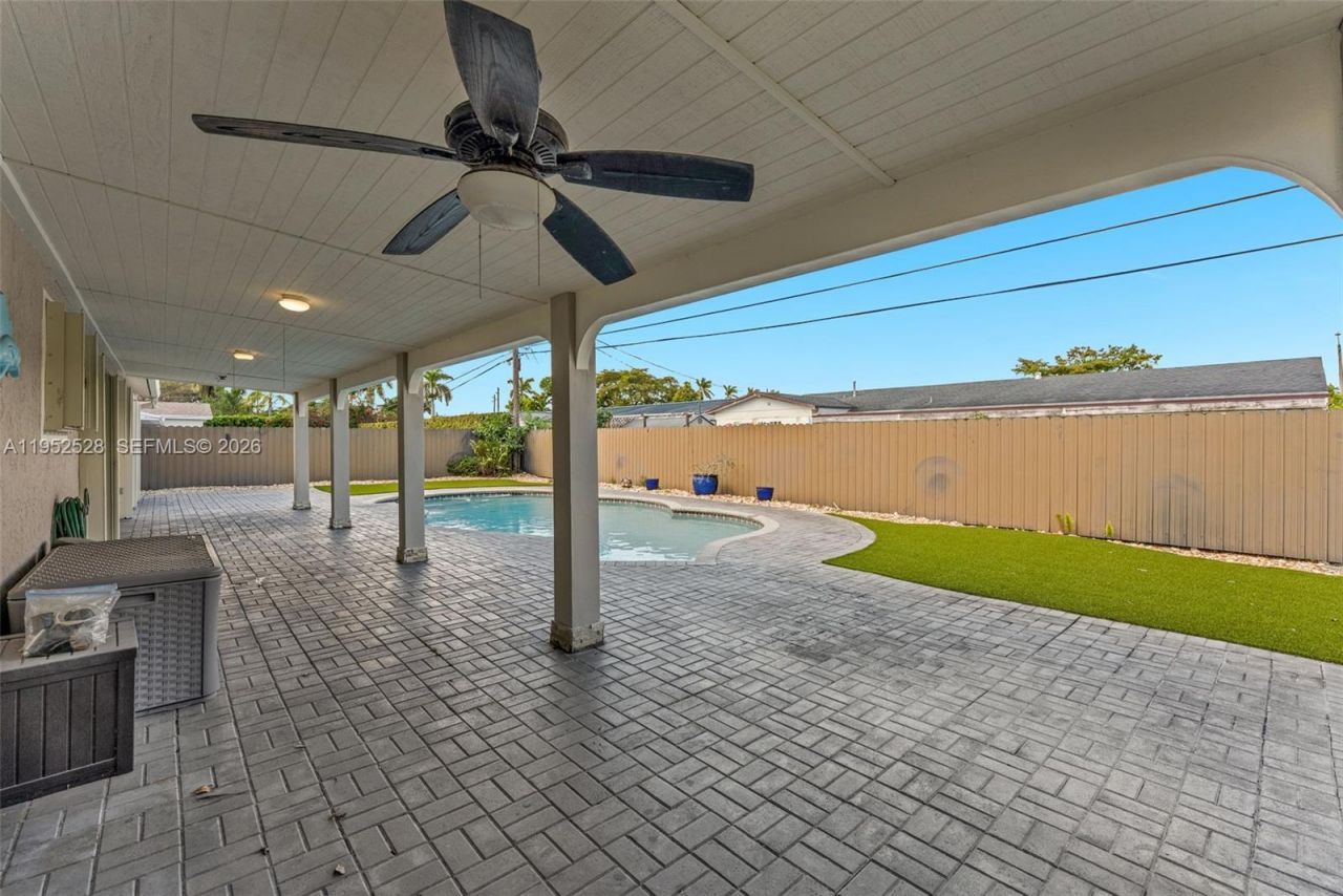 9567 SW 59th Ter, Miami, FL 33173 Photo