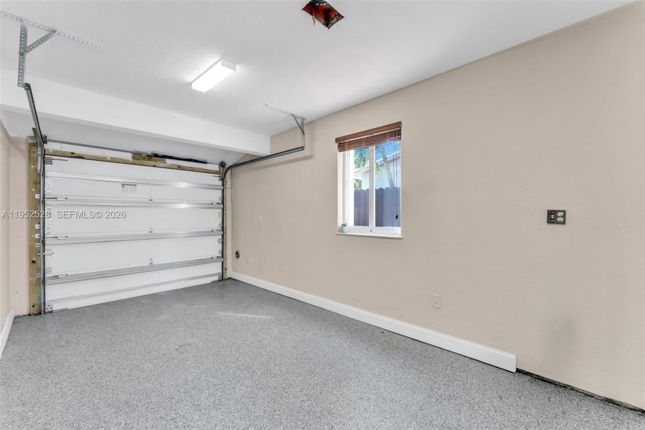 9567 SW 59th Ter, Miami, FL 33173 Photo