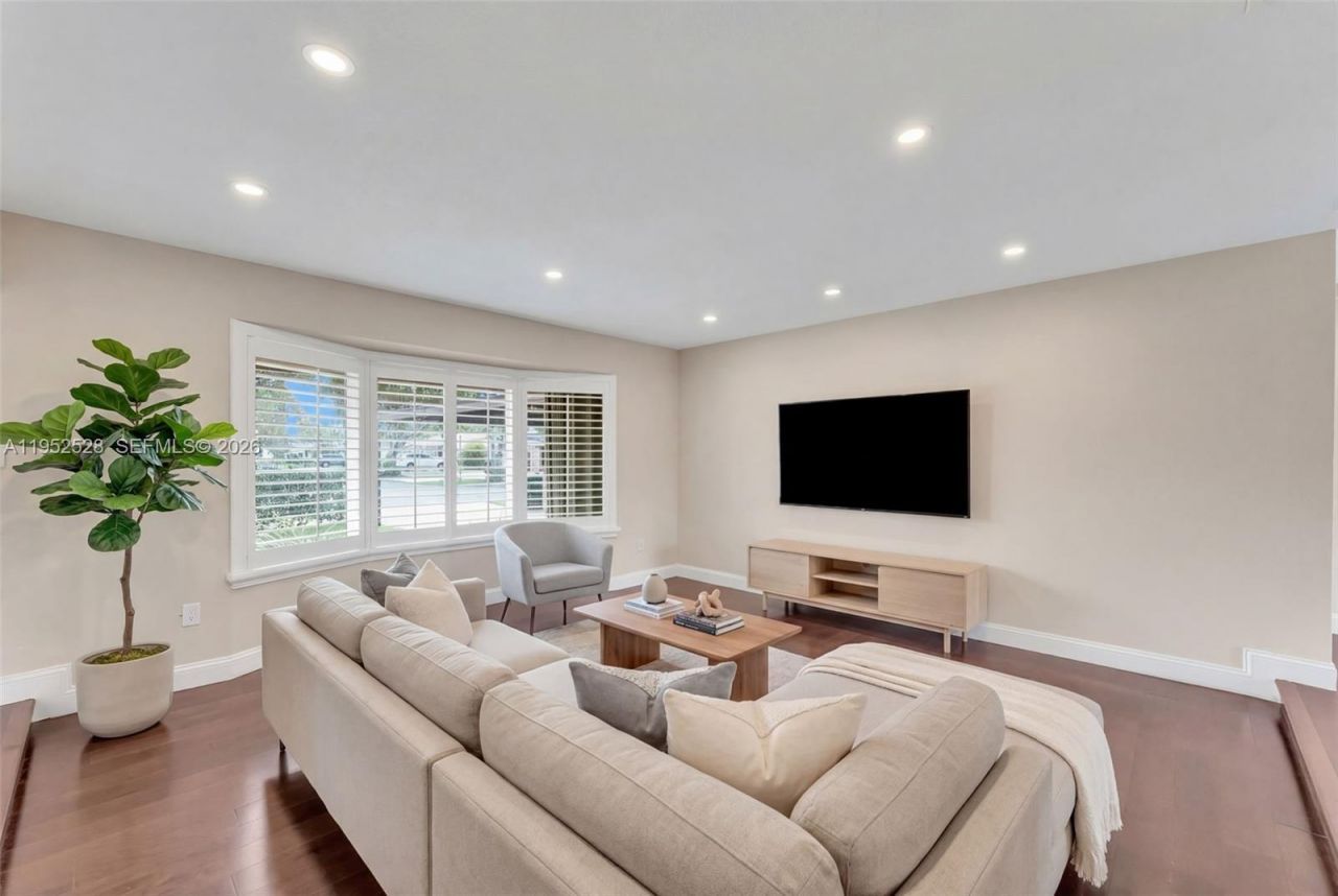 9567 SW 59th Ter, Miami, FL 33173 Photo