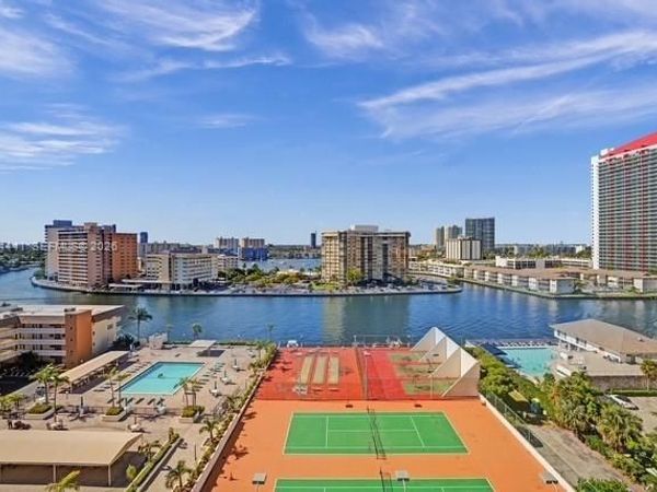 1865 S Ocean Dr, Unit 11J, Hallandale Beach, FL 33009