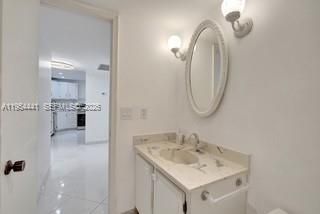 1865 S Ocean Dr, Unit 11J, Hallandale Beach, FL 33009 Photo