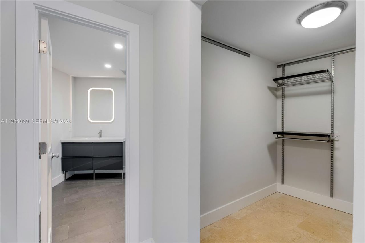 720 NE 69th St , Unit 4S, Miami, FL 33138 Photo