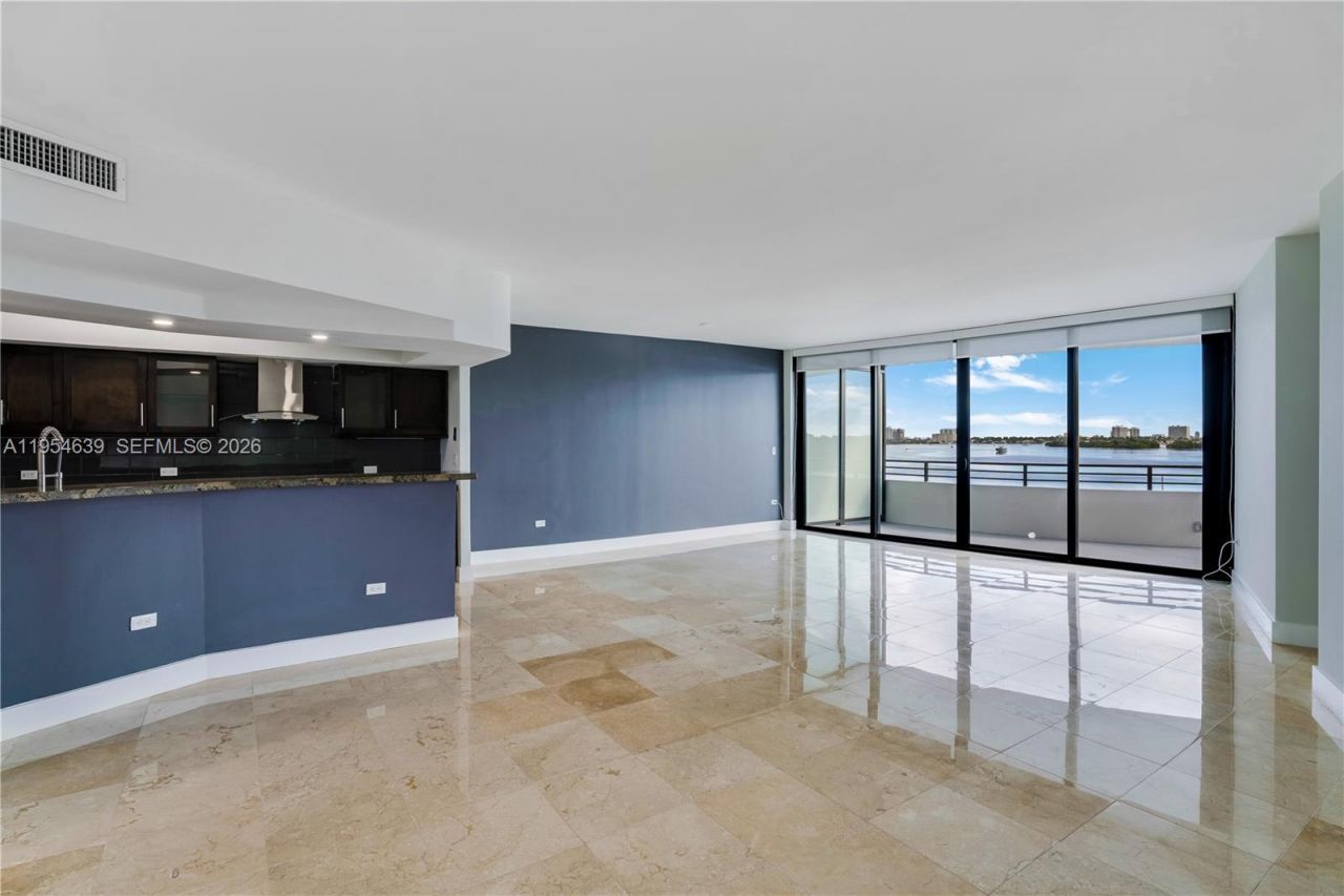 720 NE 69th St , Unit 4S, Miami, FL 33138 Photo