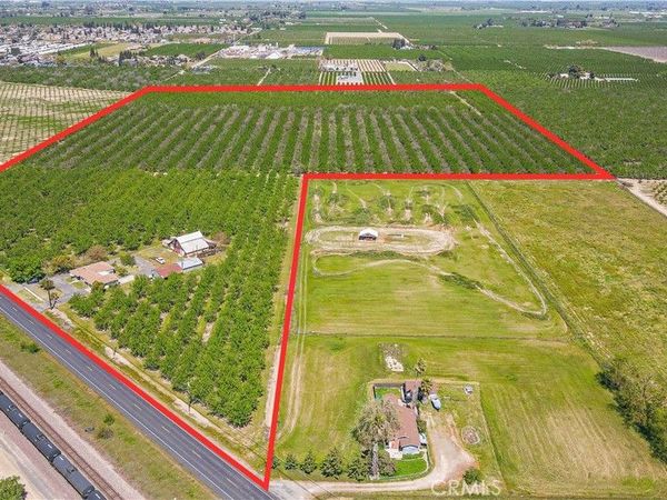 19688 Santa Fe, Escalon, CA 95320