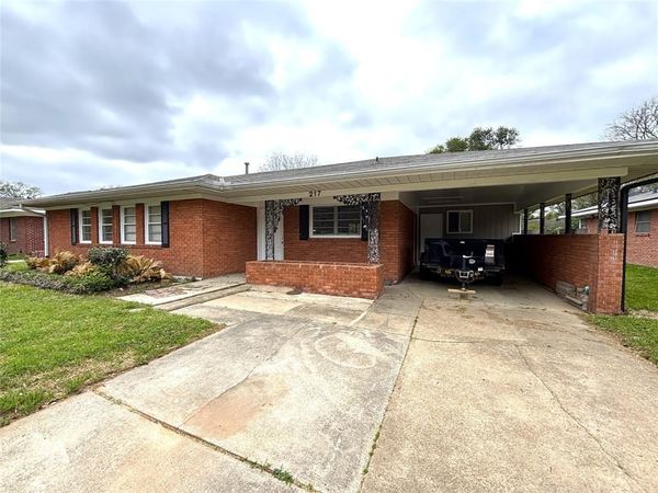 217 Bruce Avenue , Shreveport, LA 71105
