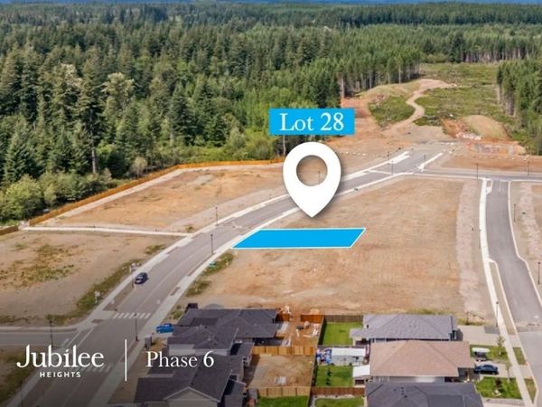 768 Beaver Creek Blvd, Campbell River, BC V9H 0G4