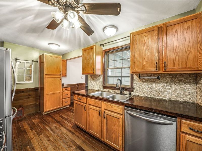 223 Madison Avenue, Cuyahoga Falls, OH 44221 Photo 6