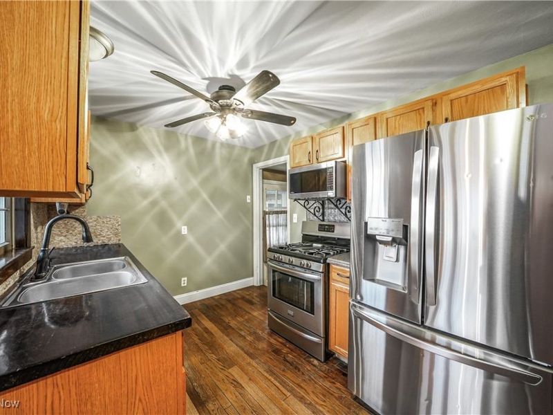 223 Madison Avenue, Cuyahoga Falls, OH 44221 Photo 7