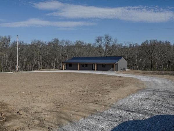 7266 NW State Route FF Highway, Adrian, MO 64720