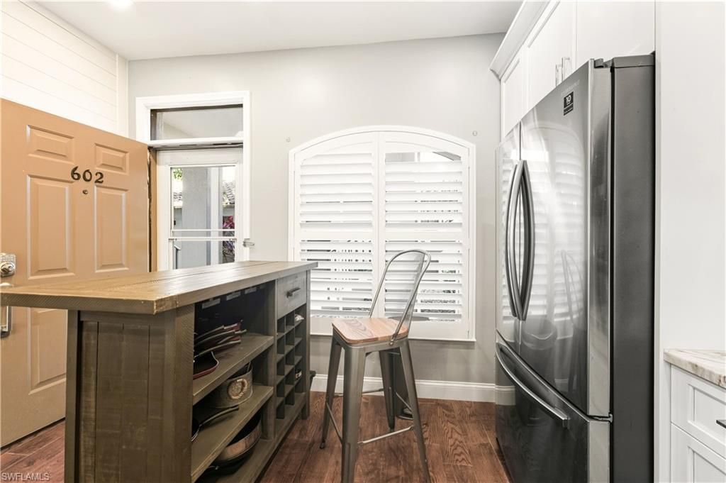230 Newport Dr, Unit 602, Naples, FL 34114 Photo