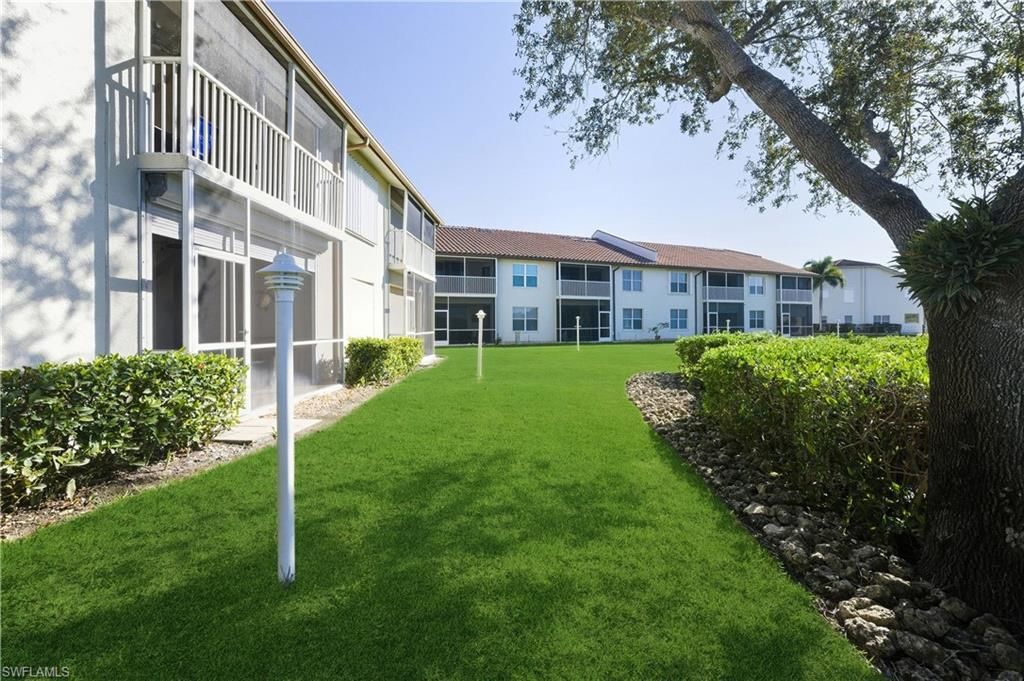 230 Newport Dr, Unit 602, Naples, FL 34114 Photo