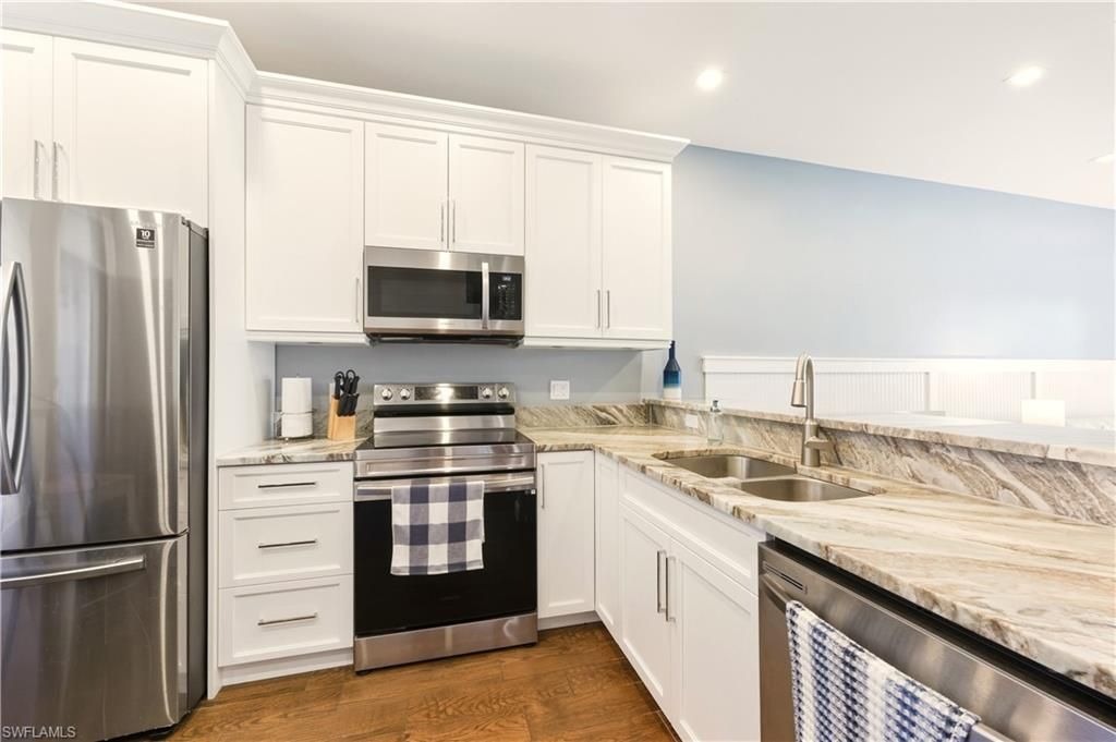 230 Newport Dr, Unit 602, Naples, FL 34114 Photo