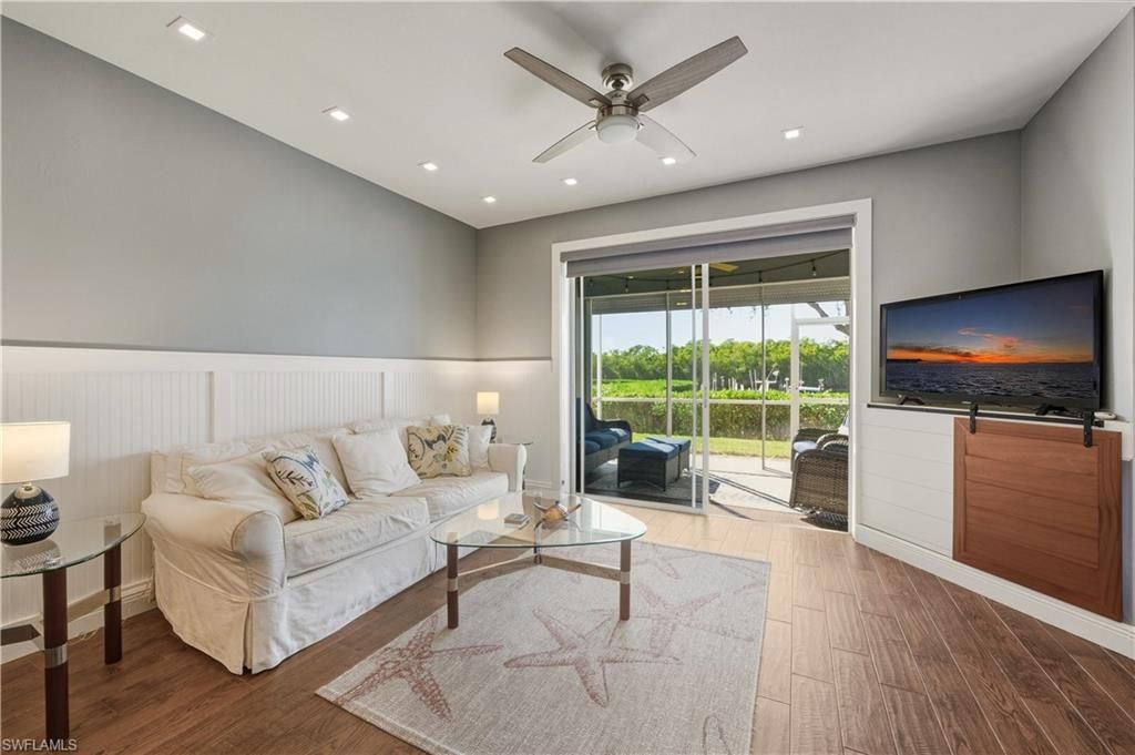 230 Newport Dr, Unit 602, Naples, FL 34114 Photo