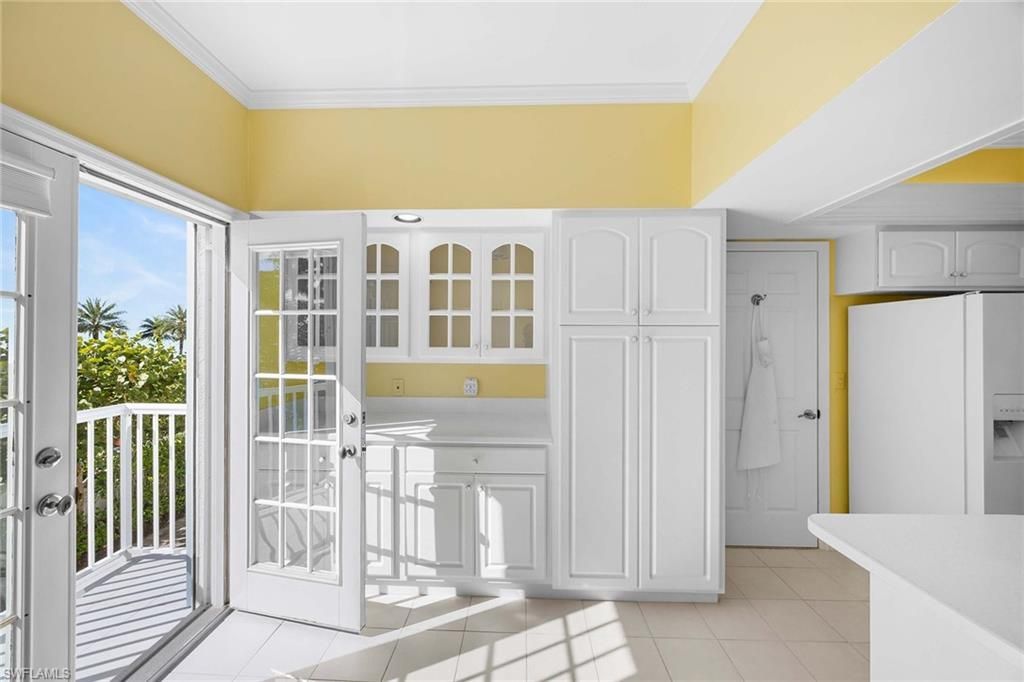 70 Seagate Dr, Naples, FL 34103 Photo