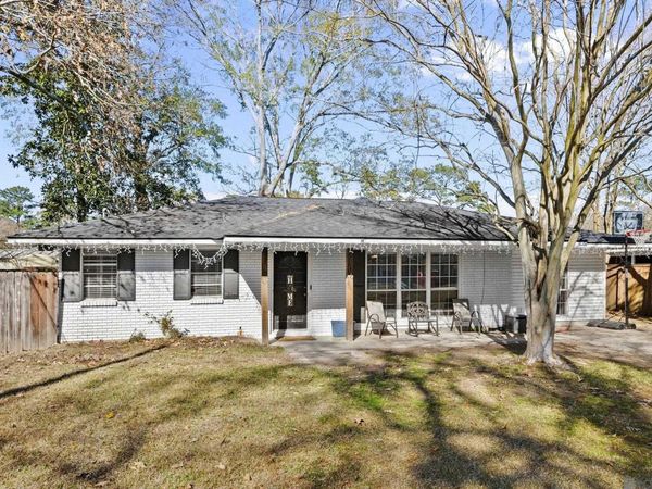 107 Joan St, Denham Springs, LA 70726