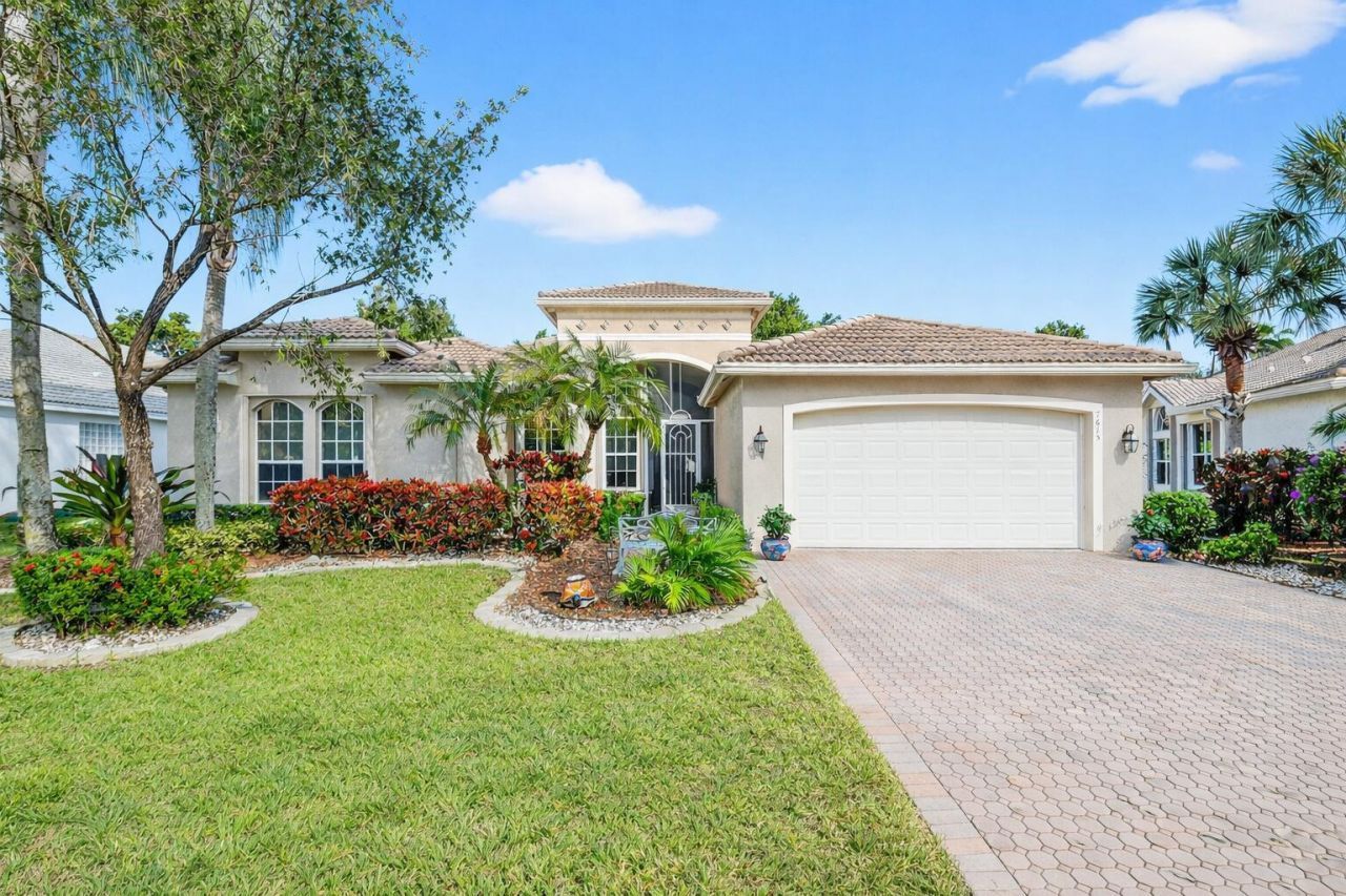 7615 Tarpon Cove Circle, Lake Worth, FL 33467 Photo