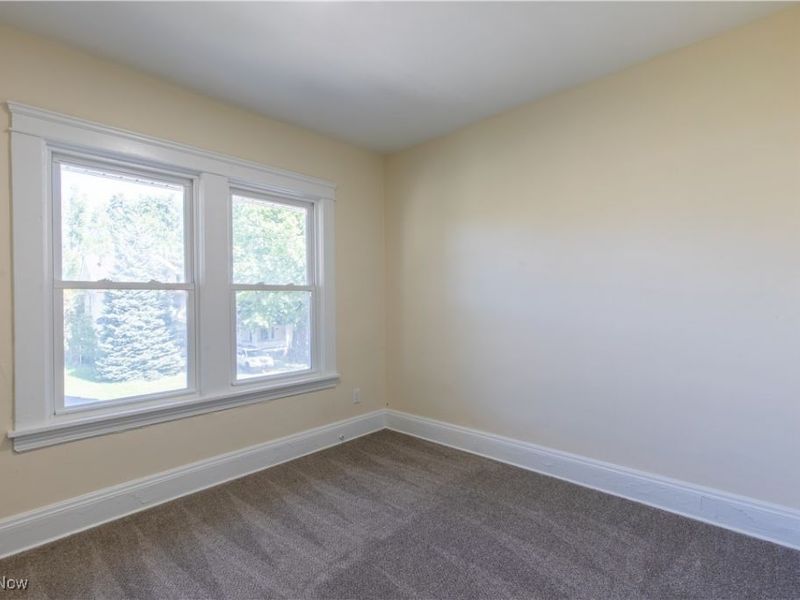 9800 Parmelee Avenue, Cleveland, OH 44108 Photo 15