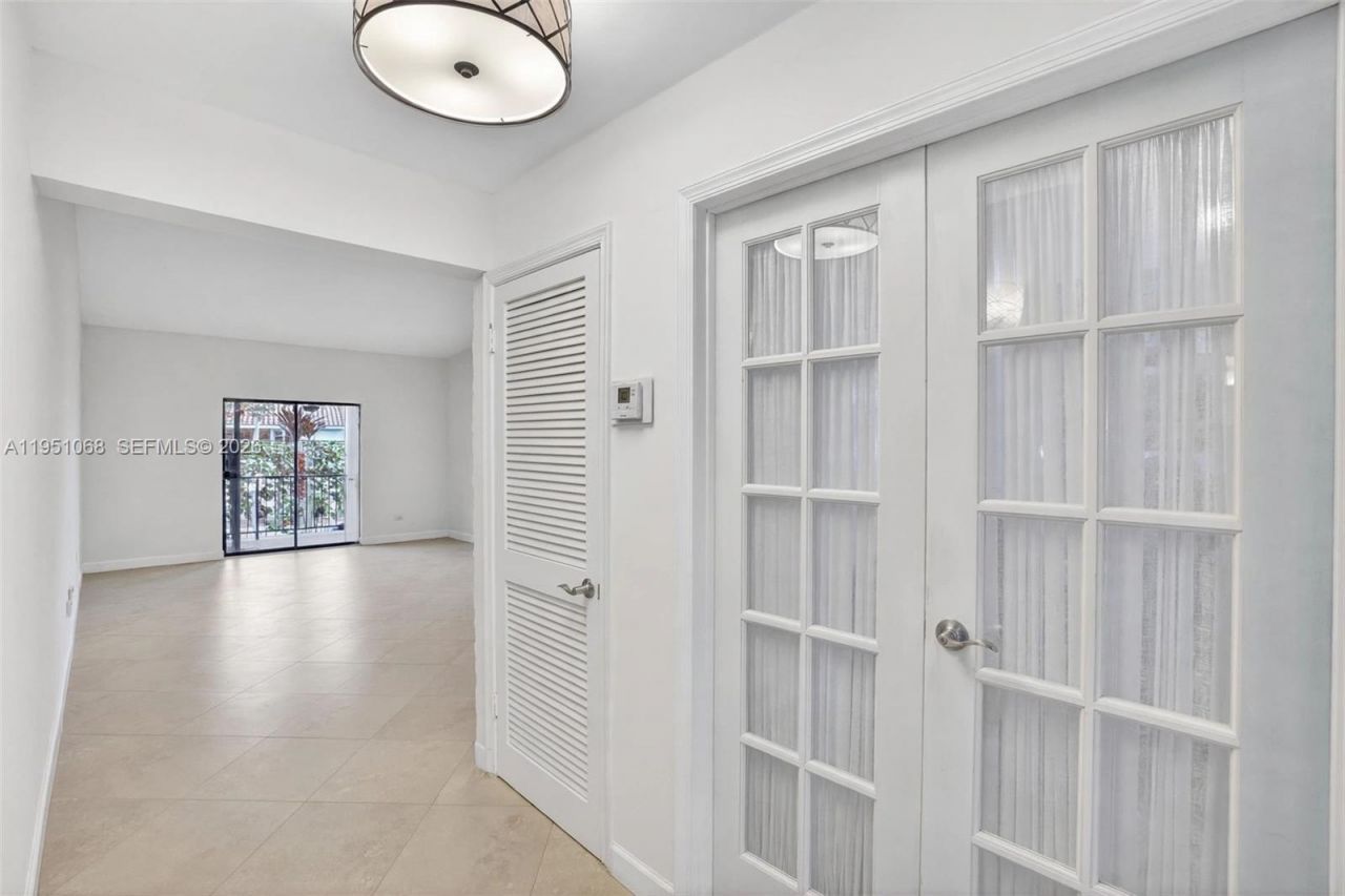 21248 Harbor Way, Unit 243-24, Aventura, FL 33180 Photo
