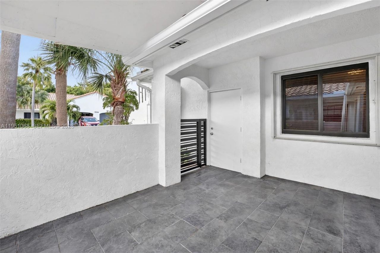 21248 Harbor Way, Unit 243-24, Aventura, FL 33180 Photo