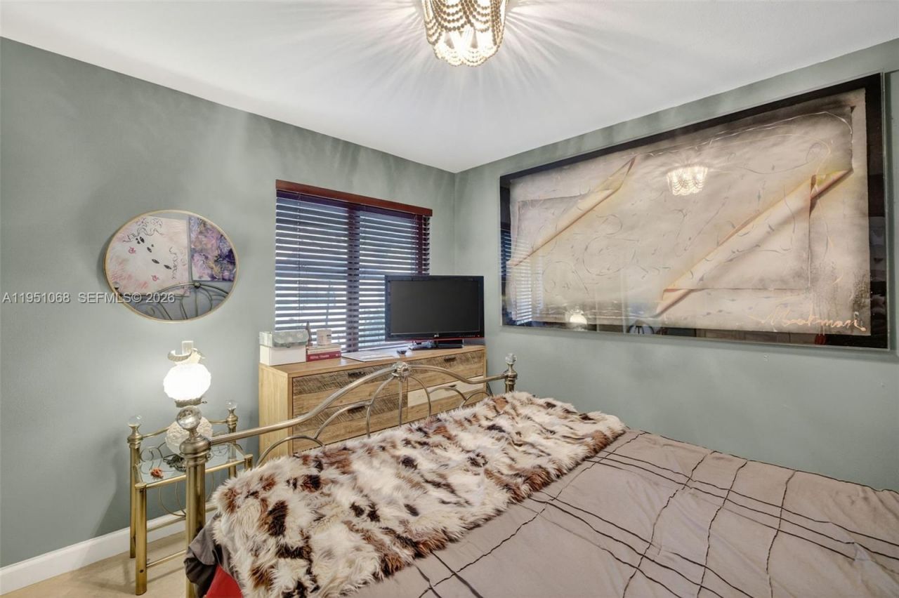 21248 Harbor Way, Unit 243-24, Aventura, FL 33180 Photo