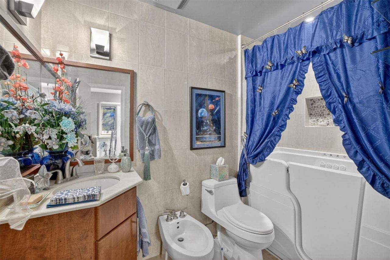 21248 Harbor Way, Unit 243-24, Aventura, FL 33180 Photo