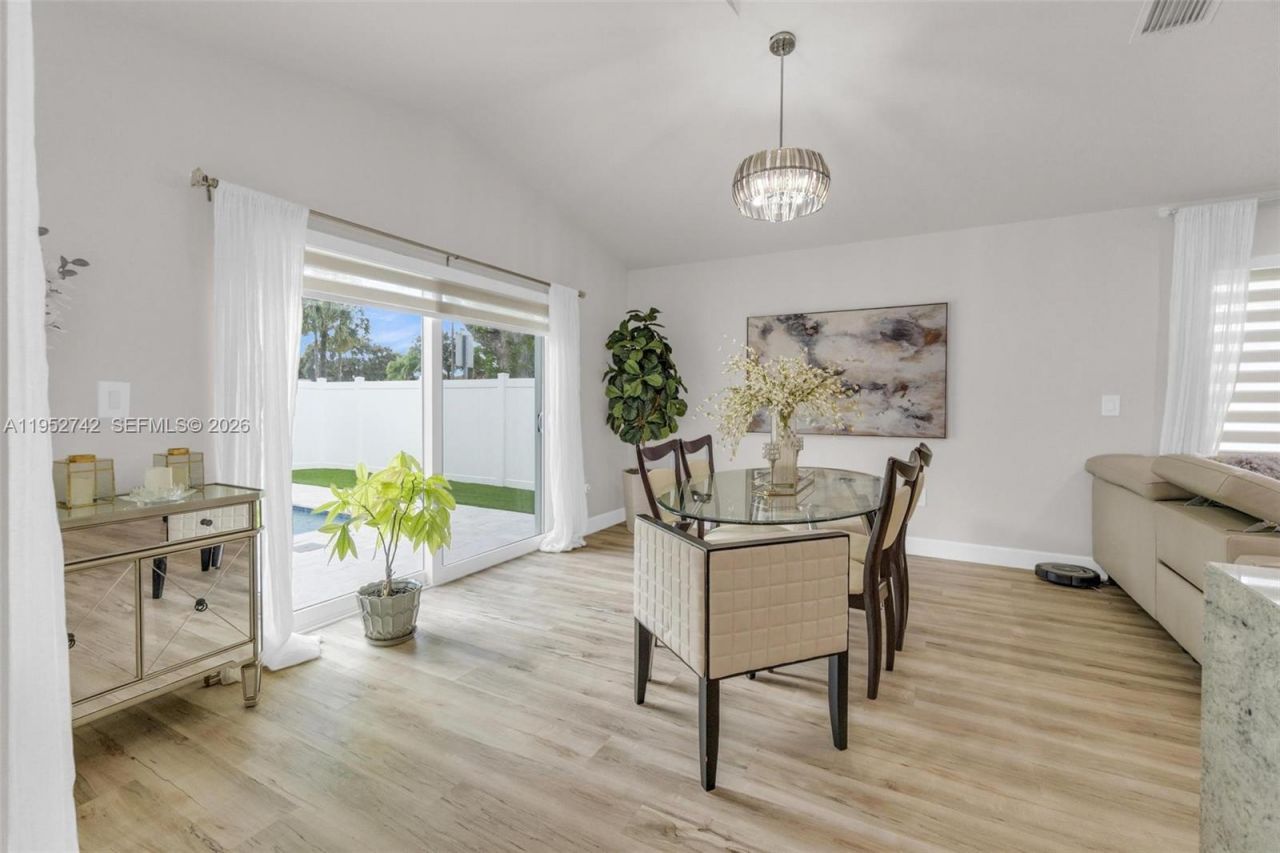 7950 NW 29th St, Margate, FL 33063 Photo