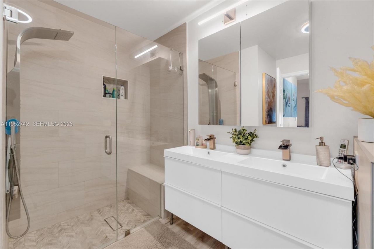 7950 NW 29th St, Margate, FL 33063 Photo