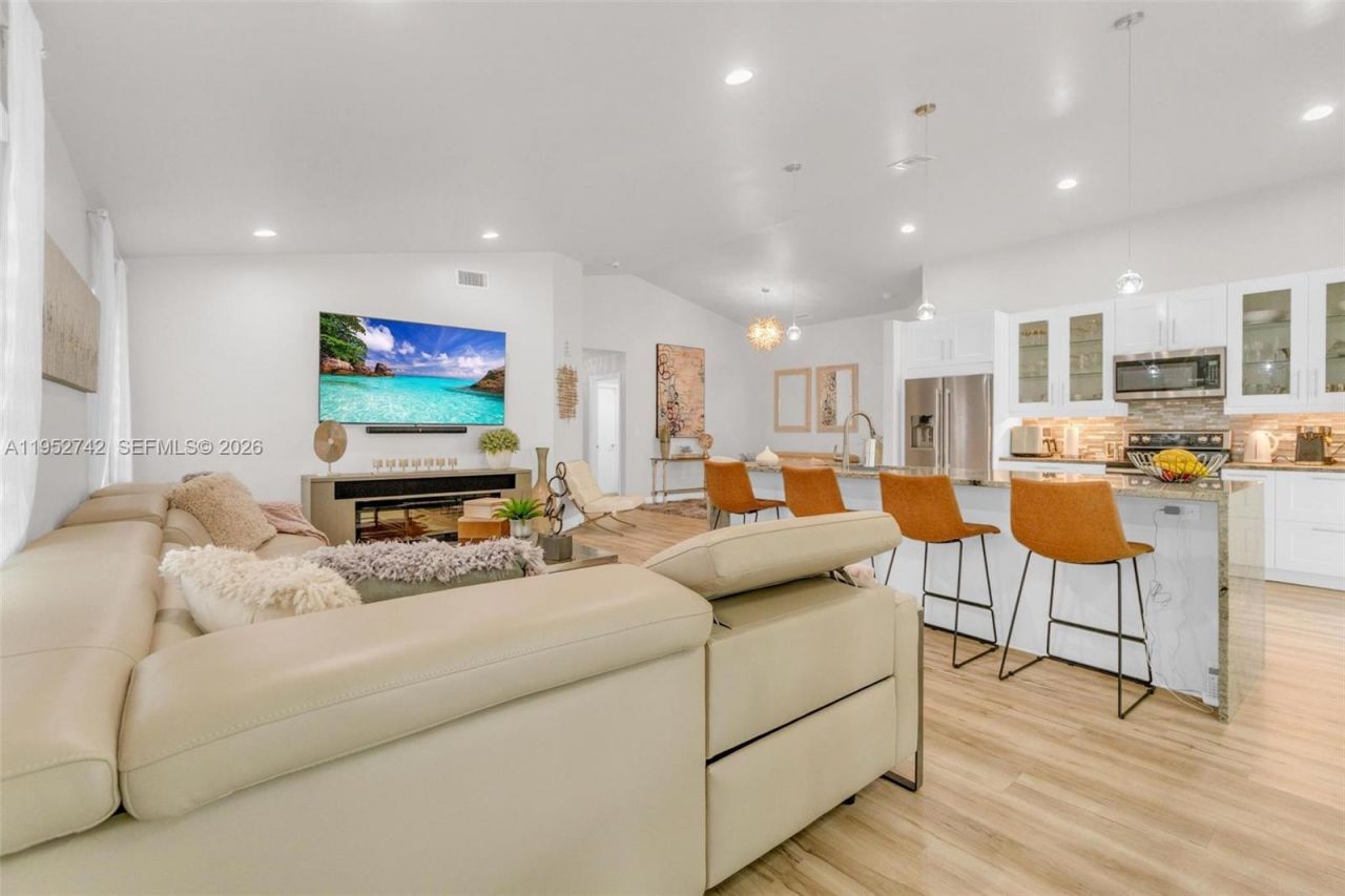 7950 NW 29th St, Margate, FL 33063 Photo