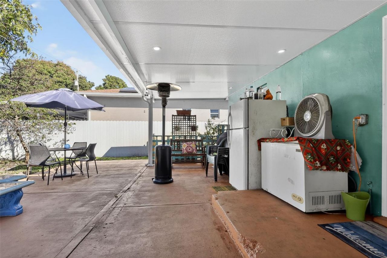 10340 NW 32nd Pl, Miami, FL 33147 Photo