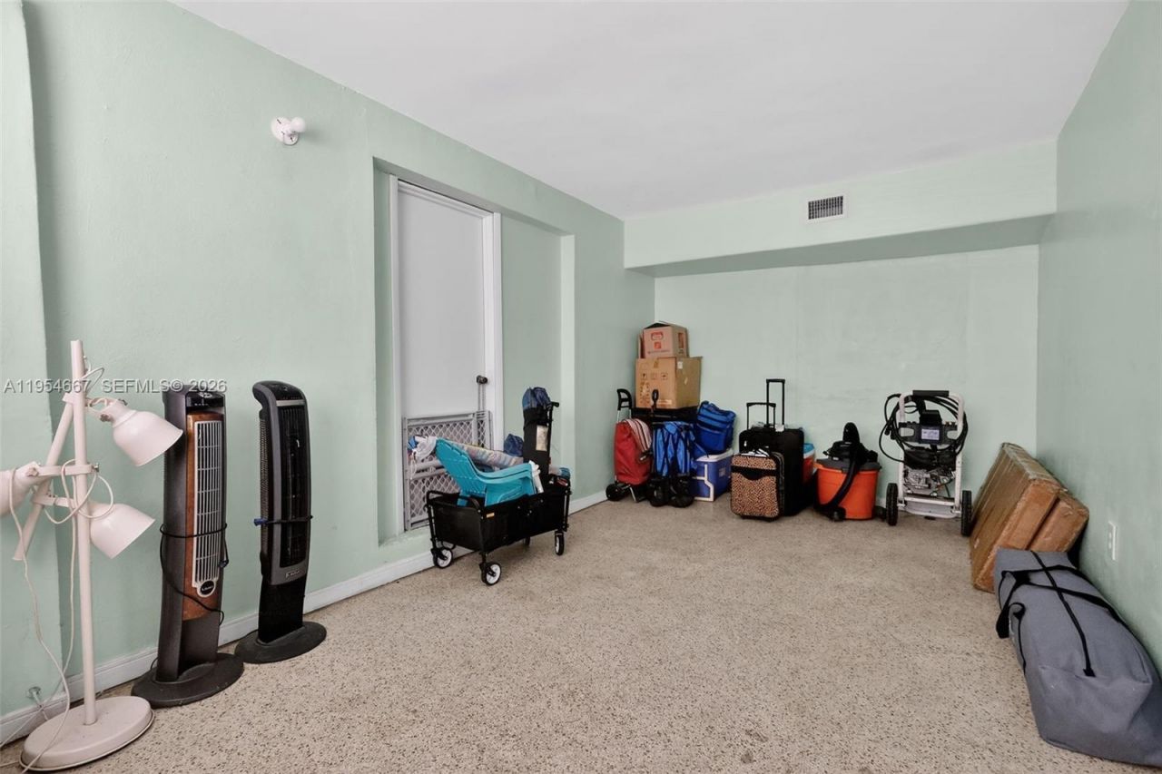 10340 NW 32nd Pl, Miami, FL 33147 Photo