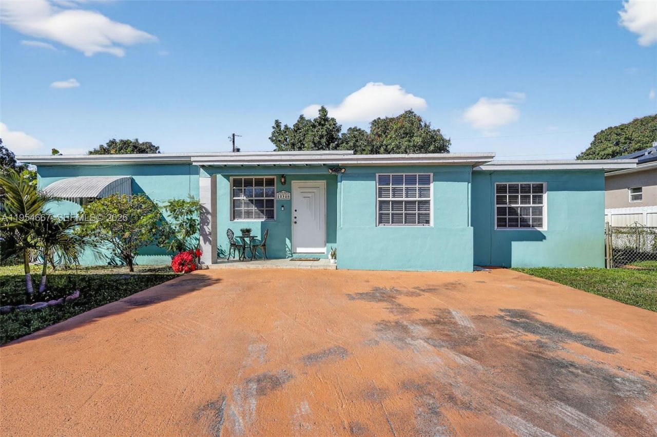 10340 NW 32nd Pl, Miami, FL 33147 Photo