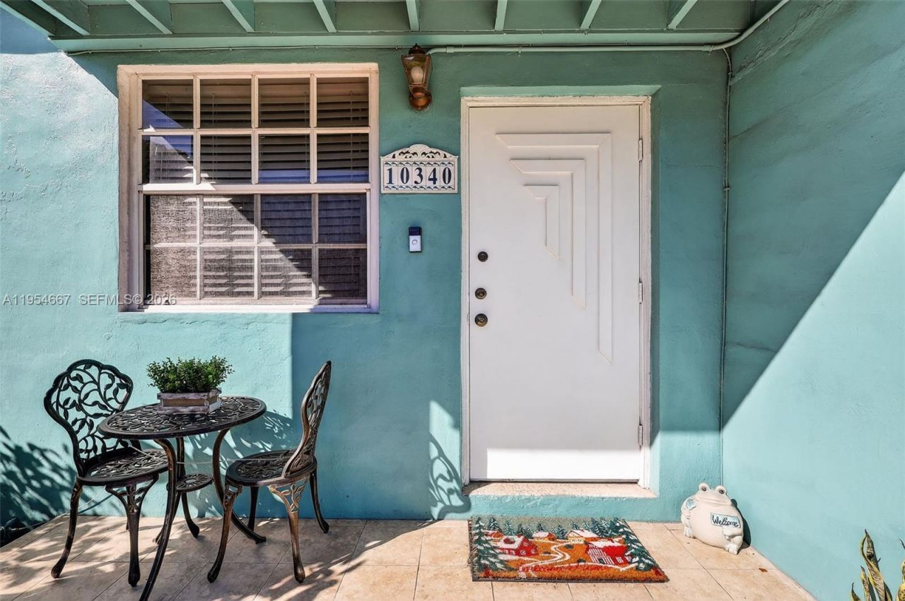 10340 NW 32nd Pl, Miami, FL 33147 Photo