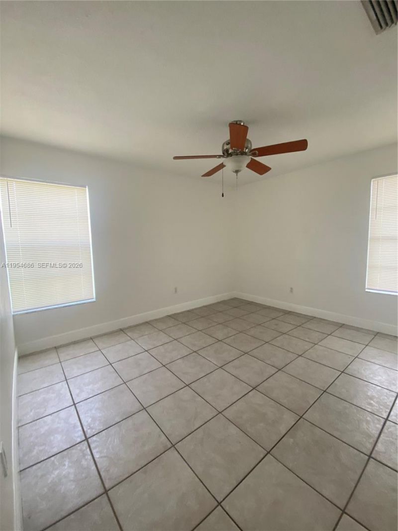 11350 SW 3rd St, Unit A, Sweetwater, FL 33174 Photo