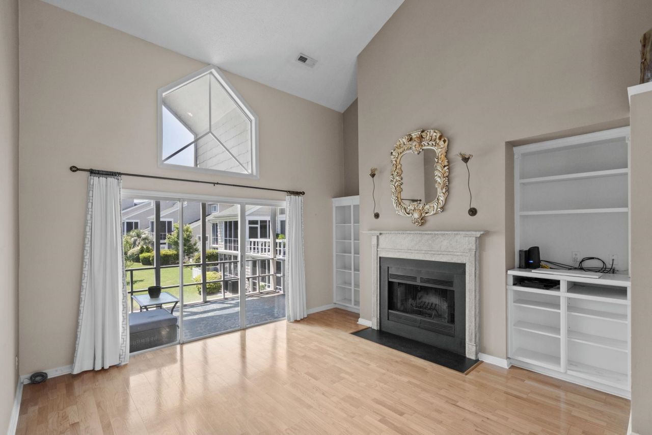 3835 Masters Ct. Photo 10