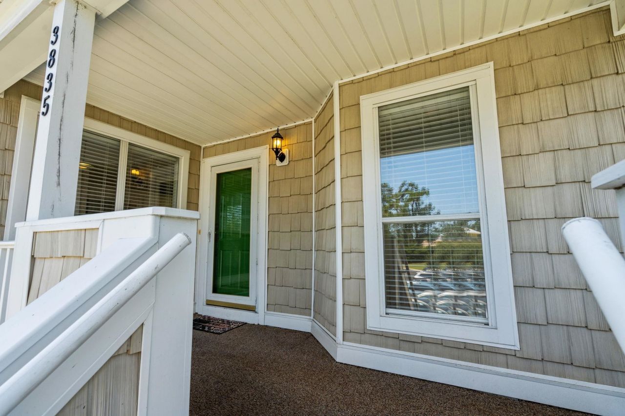 3835 Masters Ct. Photo 3