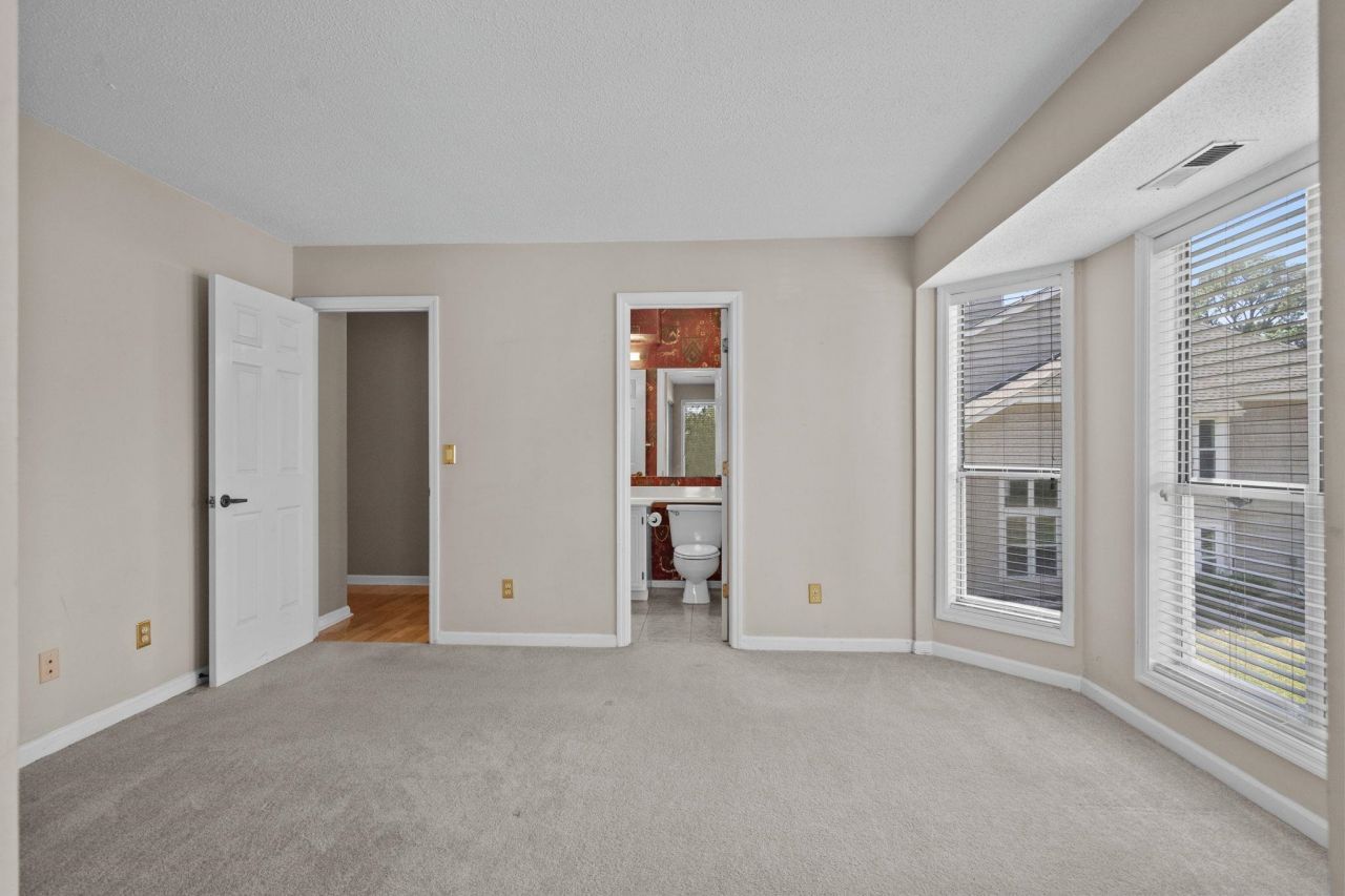 3835 Masters Ct. Photo 34