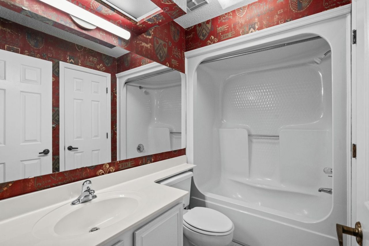 3835 Masters Ct. Photo 35